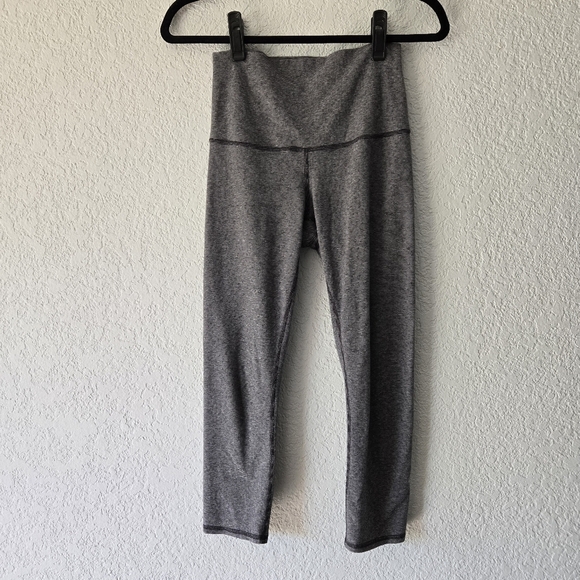 Lululemon 4 Wunder Under Cropped Grey Striped Legging High Rise - Picture 1 of 5